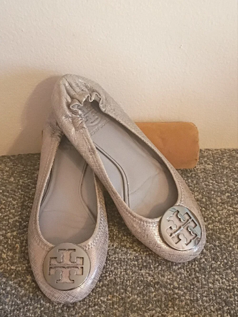Tory Burch Metallic Silver Logo Ballet Flats - Women's